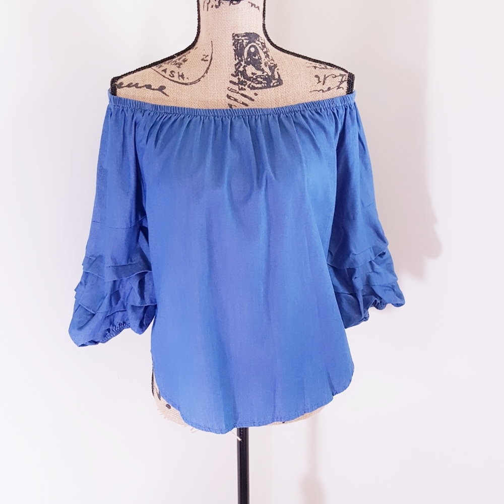 Off Shoulder Blouse - Picture 4 of 8